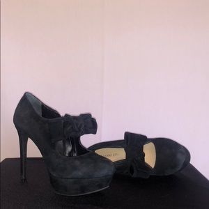 Gianni Bini Platform Heels - Bow